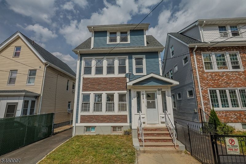 1st image of 645 Nye Ave