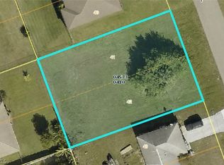 614 SW 10th Pl, Cape Coral, FL 33991
