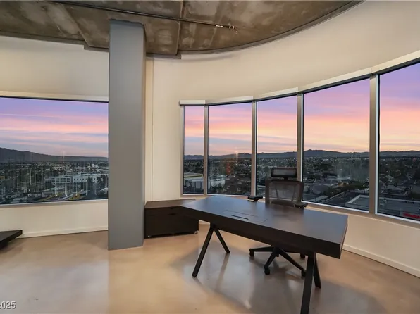 900 Las Vegas Blvd N #912, Las Vegas, NV 89101