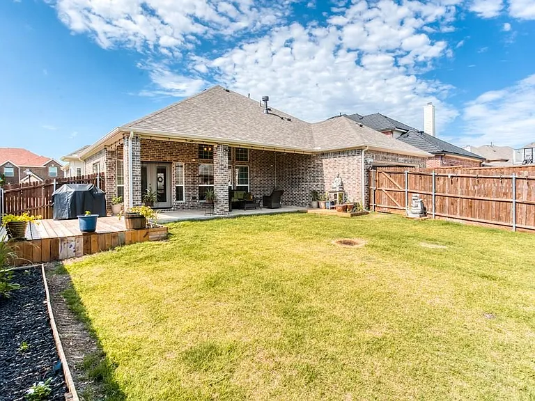 12558 Princess Dr — Photo 11
