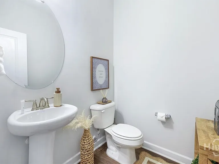 119 Waterside Ln — Photo 8