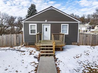 412 Long Coulee Rd, Holmen, WI 54636