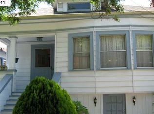 517 63rd St, Oakland, CA 94609