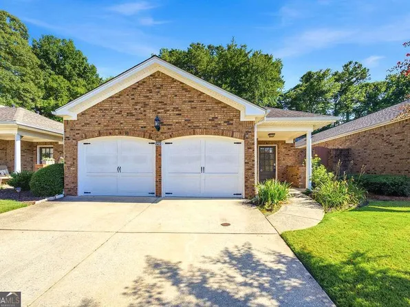 150 Countryside Ct, Woodstock, GA 30189