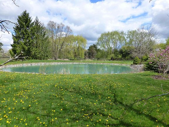 3rd image of 67320 Hartway Rd