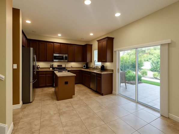 11144 Oyster Bay Cir