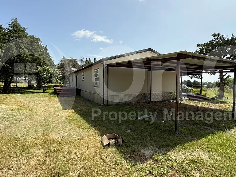 5629 County Road 1120 — Photo 4