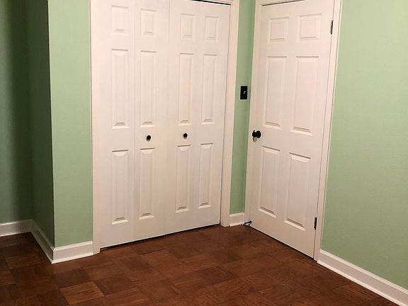 Parquet wood floors. Hardwood ceilings. Tiled bathroom.