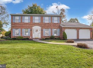 1124 Daniel St, Reading, PA 19605