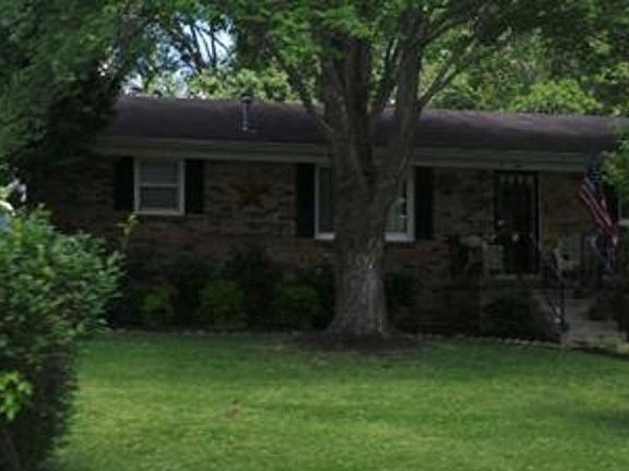 5th image of 405 S Hillcrest Dr