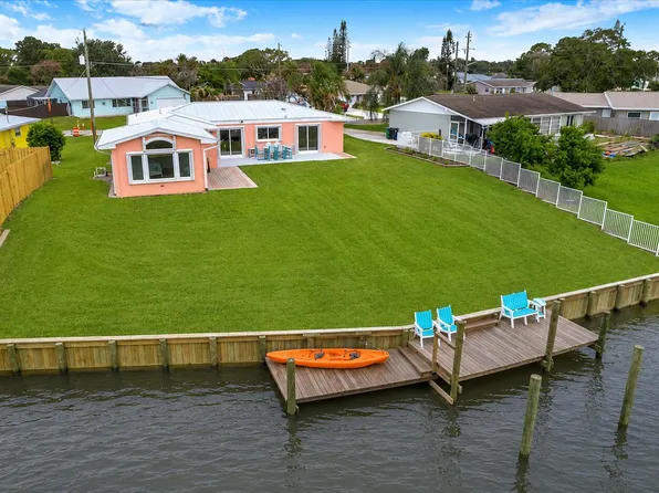 611 SE Harborview Drive, Port St Lucie, FL 34983