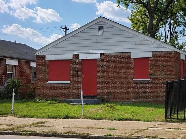 2045 E John Ave, Saint Louis, MO 63107