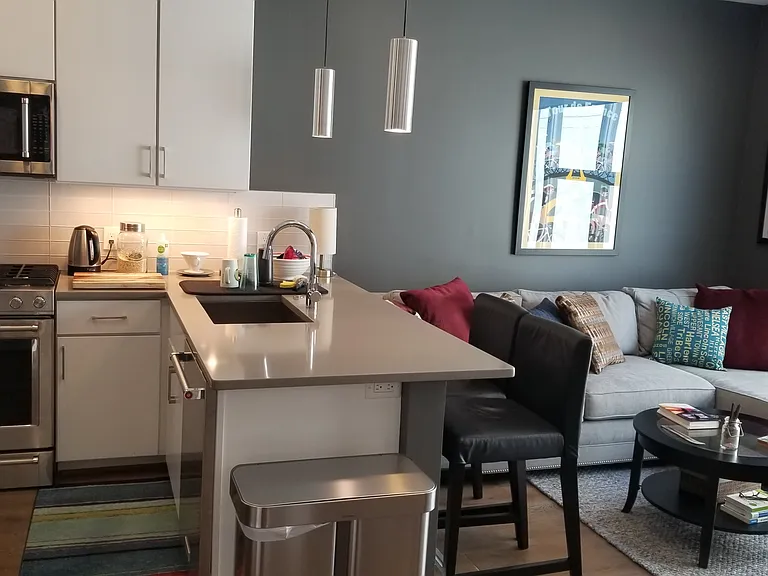 2337 Champlain St NW #Penthouse 409 — Photo 8