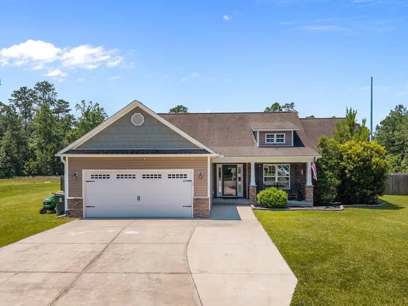 110 Apple Drive, Havelock, NC 28532