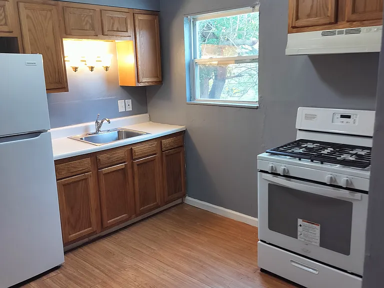 10141 Baron Dr — Photo 11
