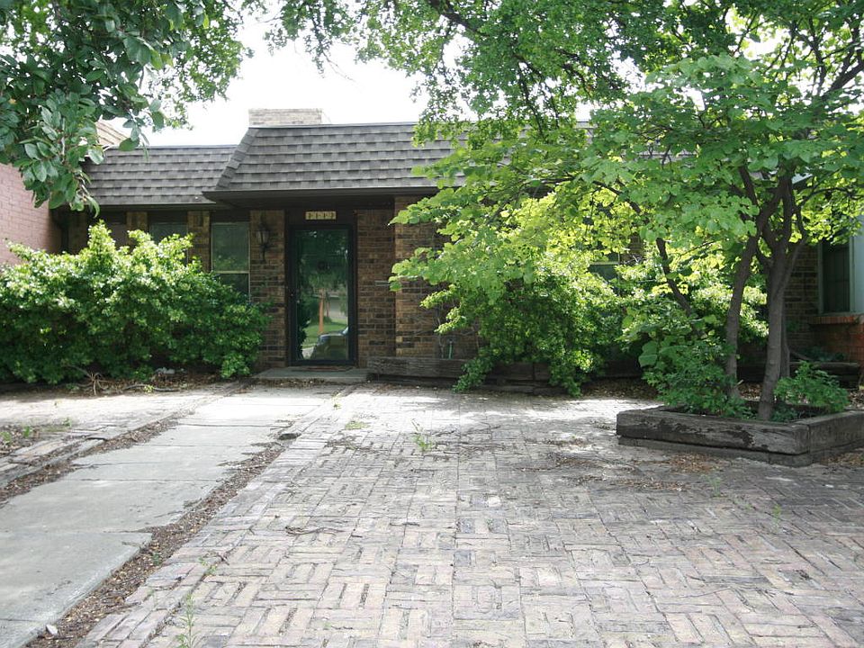 1st image of 3113 Fleetwood Dr