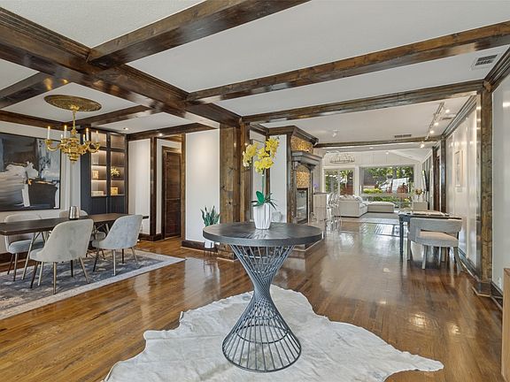 4th image of 8600 San Fernando Way