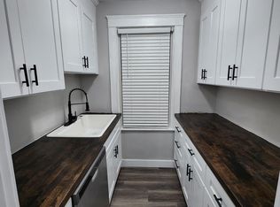 13 Quincy St #1, Providence, RI 02908