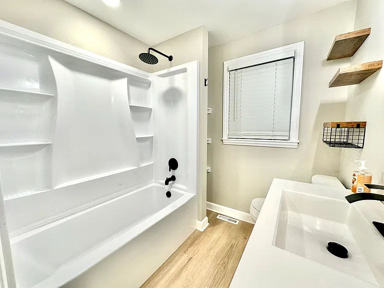 21295 Clear Creek Rd — Photo 5
