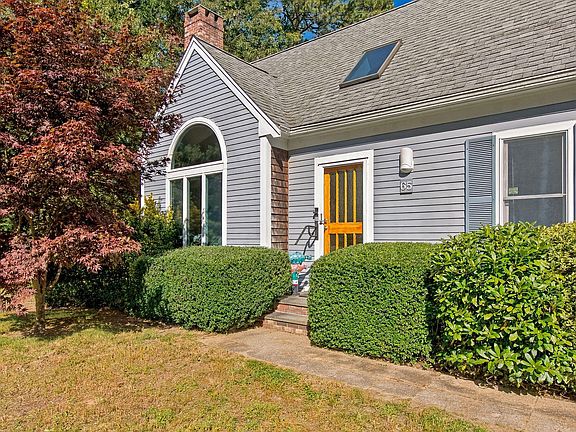 3rd image of 65 Maple Lane