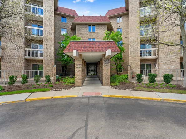 1280 Rudolph Rd #4K, Northbrook, IL 60062