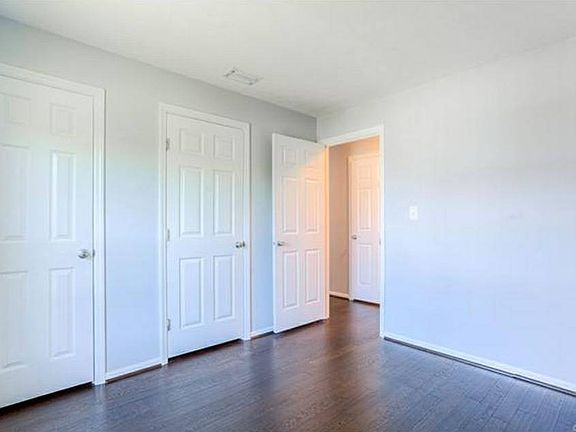 5th image of 9352 Castle York Ct Unit 2112