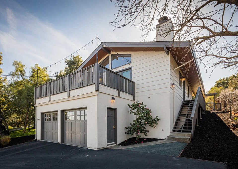 1st image of 1040 Wilmington Way