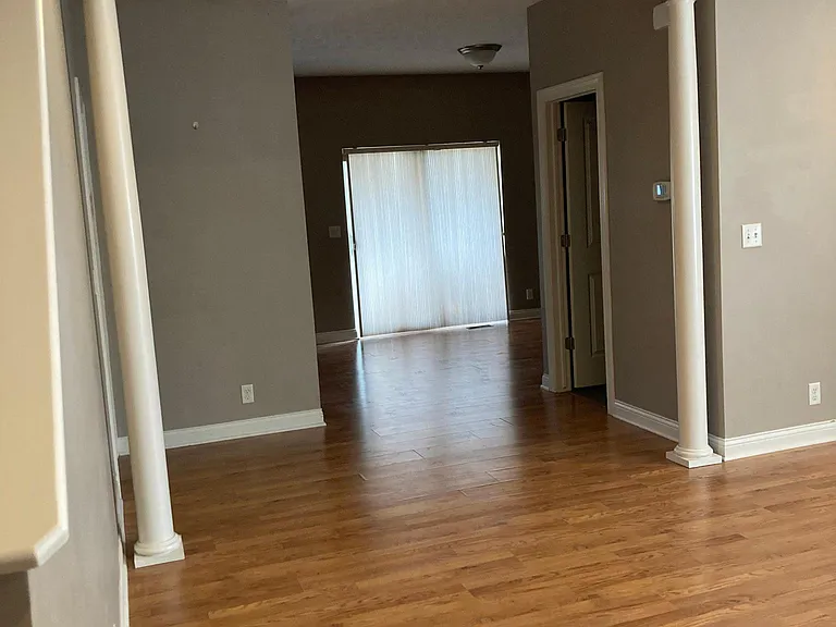1121 Turtle Creek Rd — Photo 5