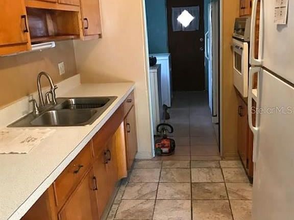 2nd image of 819 28th Ave S