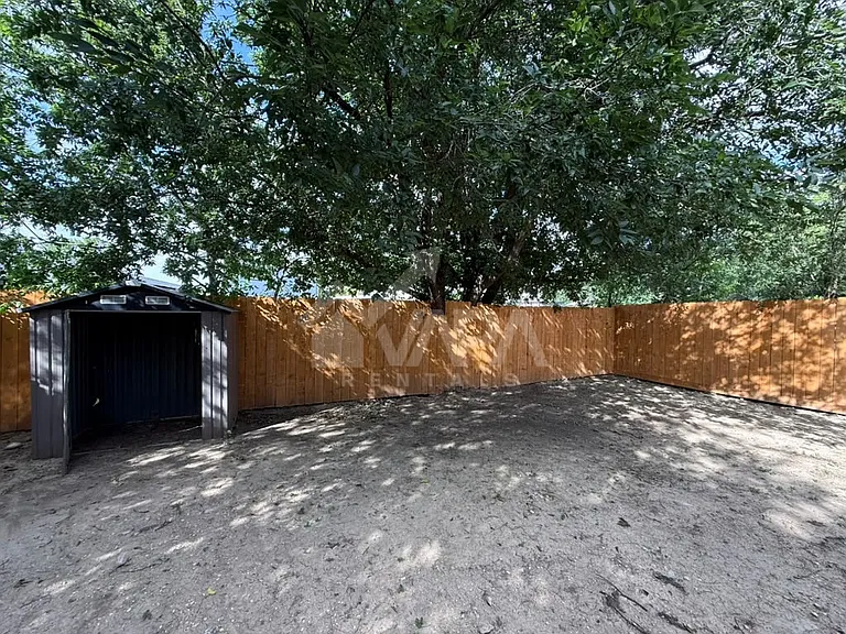 9666 Green Plain Dr — Photo 19