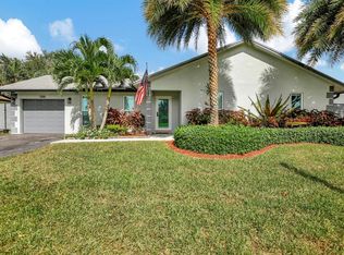 1300 SW 129th Way, Davie, FL 33325