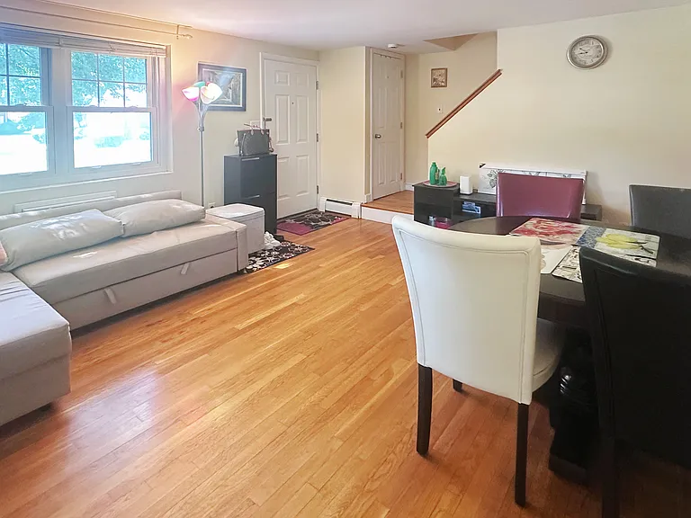 14 Emerson Gardens Rd #14 — Photo 3