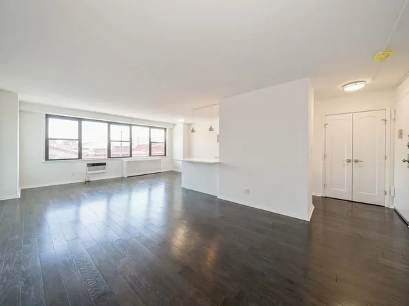 500 Central Avenue image 8 of 28