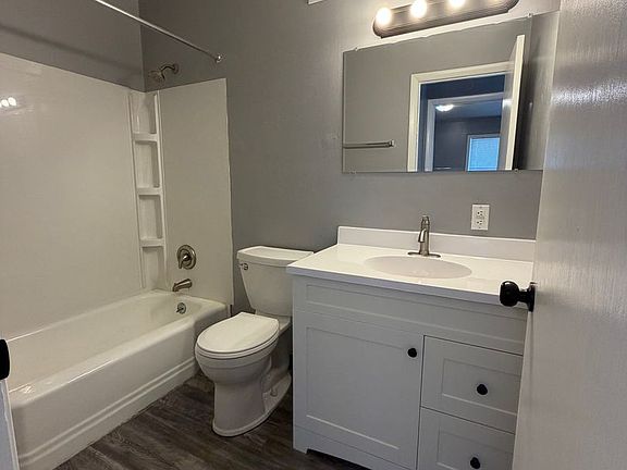 3rd image of 1001 S East St #24