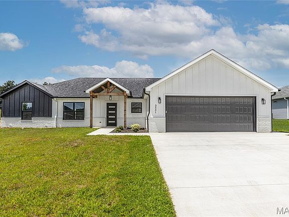 3rd image of 3531 Brahma Dr