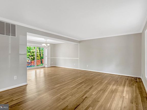 5th image of 8314 Briar Creek Dr