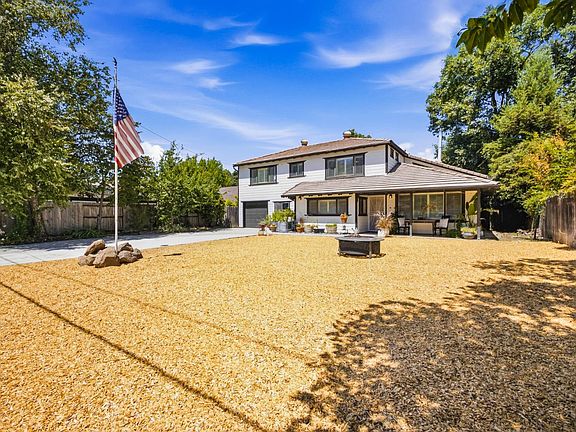 3rd image of 11 Anderson Avenue