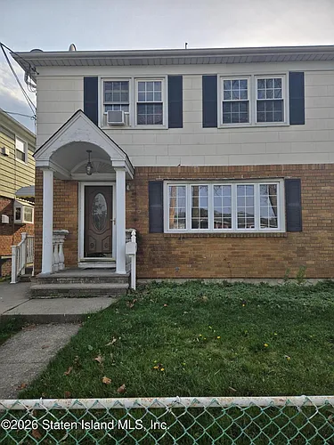 96 Renwick Ave #1 Photo 1