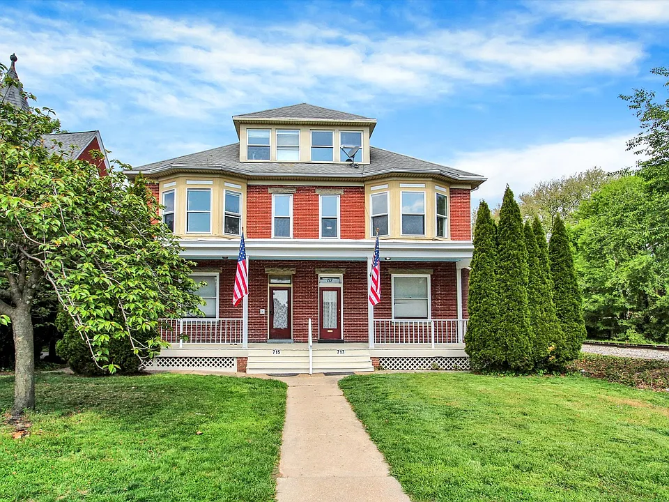 715 Oak Hill Ave #3