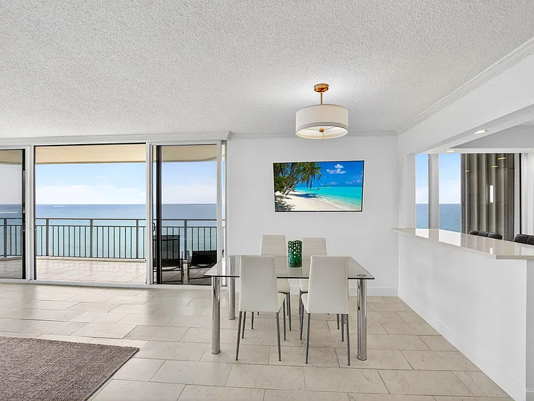 3009 S Ocean Blvd #902 — Photo 2