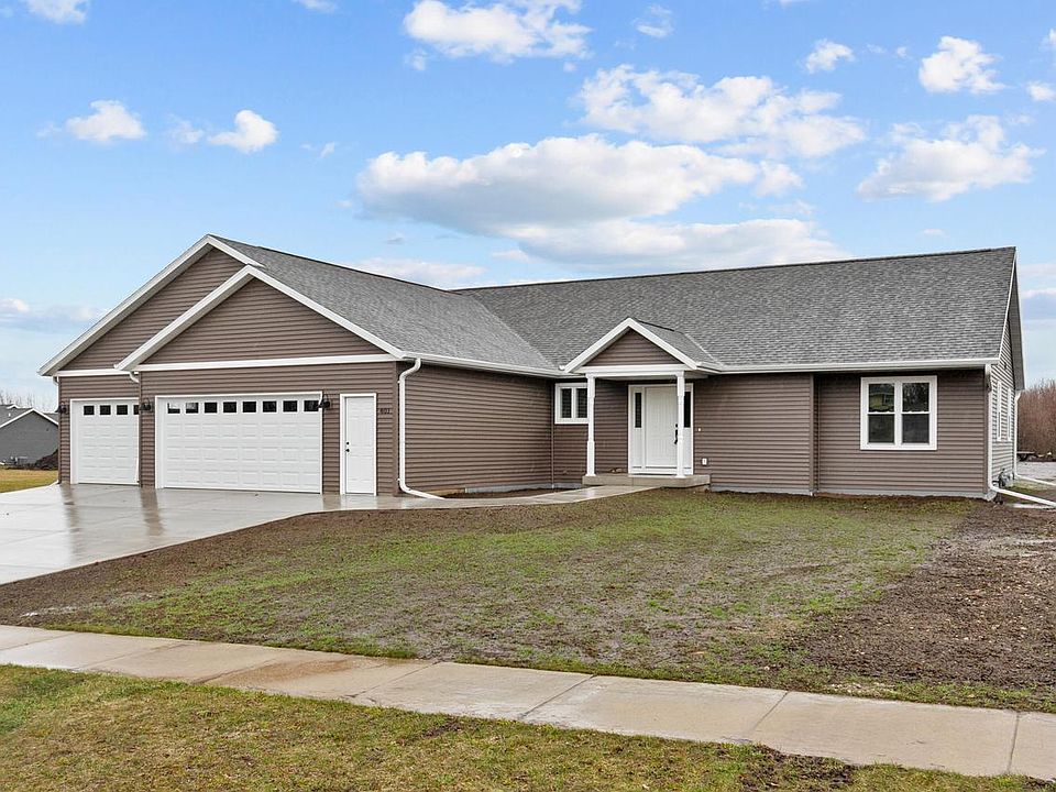 401 Village LANE, Ripon, WI 54971 Zillow
