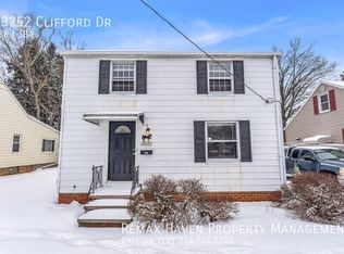 23252 Clifford Dr, North Olmsted, OH 44070
