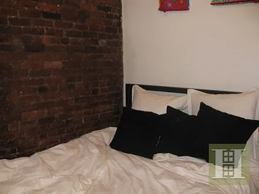 Rented by Halstead Real Estate | media 16