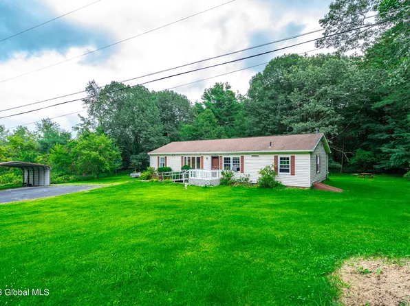 51 Skyline Drive, Melrose, NY 12121