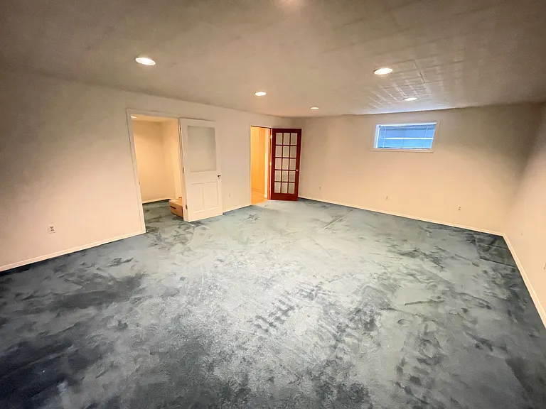8410 Buckhannon Dr — Photo 25