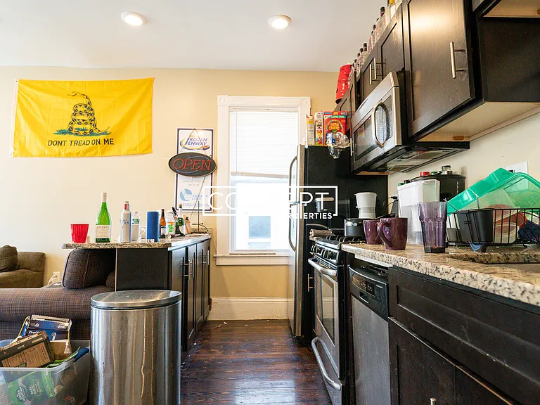 11 Carmel St #2 — Photo 2