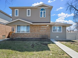3521 W 82nd Pl, Chicago, IL
