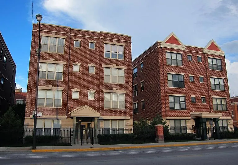 1421 N Halsted St #4S — Photo 1