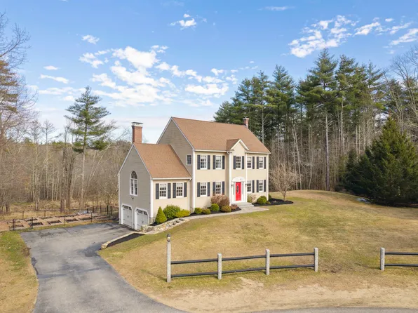15 Lindon Drive, Brentwood, NH 03833