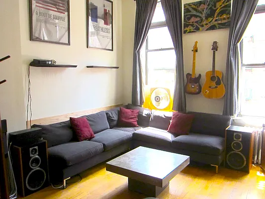 Rented by Warren T Real Estate Corp. | media 9